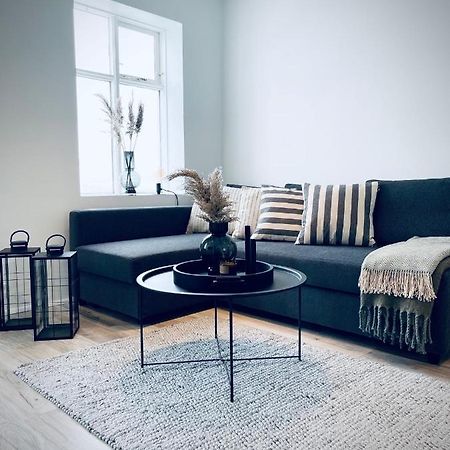 Day Dream Central Akureyri Two Bedroom Apartment Екстериор снимка