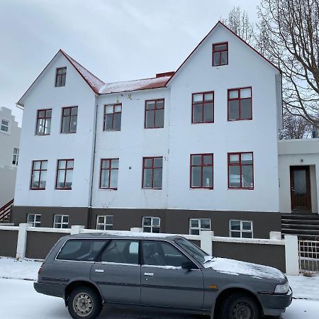 Day Dream Central Akureyri Two Bedroom Apartment Екстериор снимка